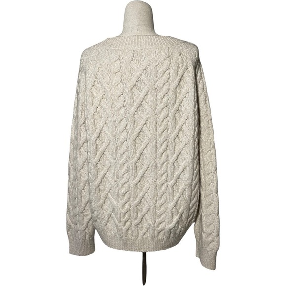 Vince ivory long sleeve chunky cable knit sweater. L - Picture 5 of 7